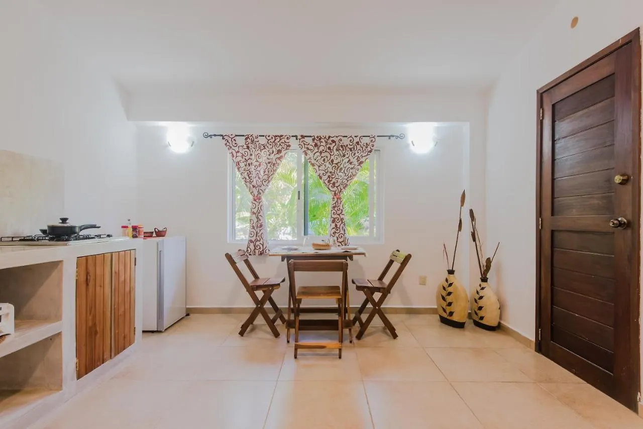 לינה וארוחת בוקר פורטו אוונטורס Villas Picalu Lodge