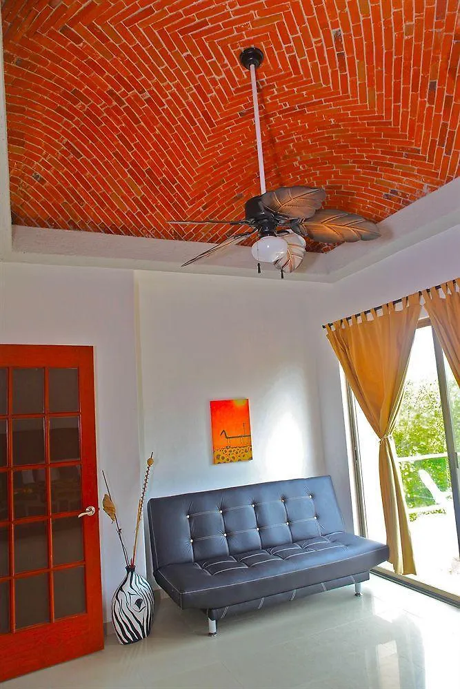 פורטו אוונטורס Villas Picalu Lodge מקסיקו