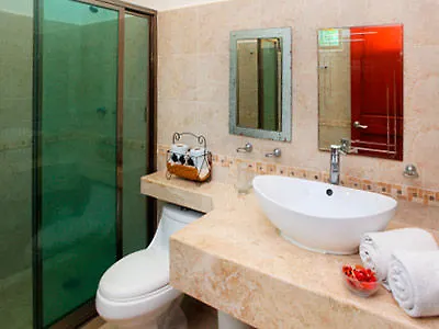 بويرتو أفينتوراس Villas Picalu Lodge