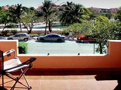 بويرتو أفينتوراس Villas Picalu Lodge فندق مبيت وإفطار