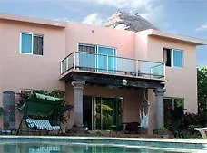 بويرتو أفينتوراس Villas Picalu Lodge فندق مبيت وإفطار